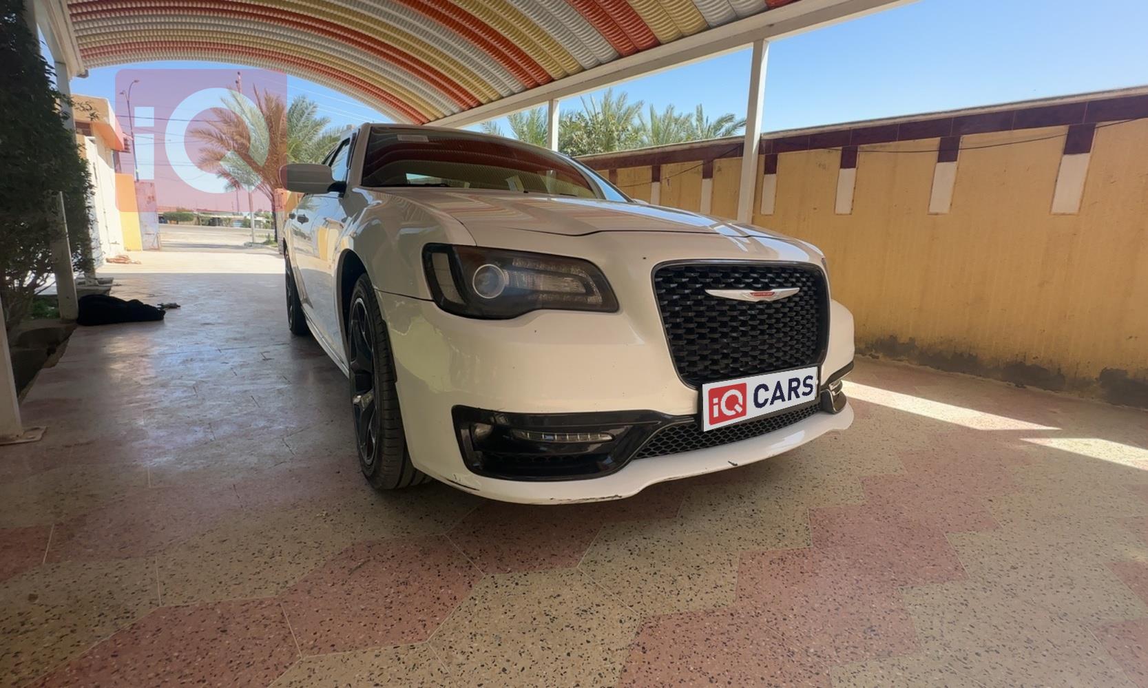 كرايسلر 300